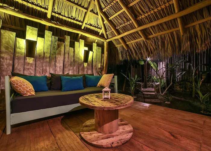 Flor Y Bambu Hotel 3*